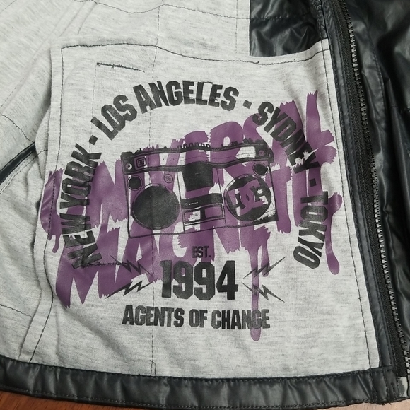 DC | Windbreaker Jacket - Picture 7 of 9